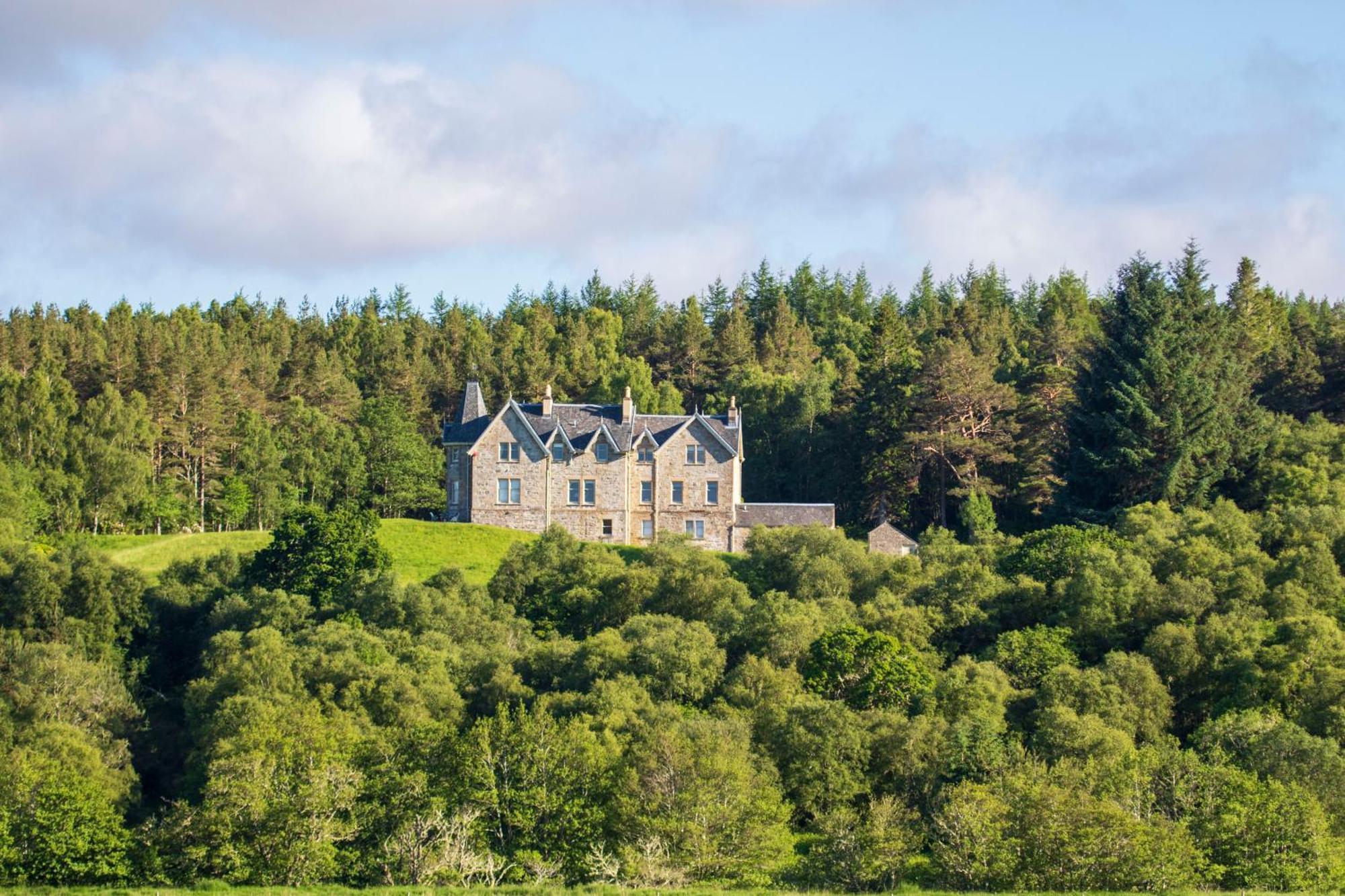 Inveroykel Lodge At Rosehall Exterior photo